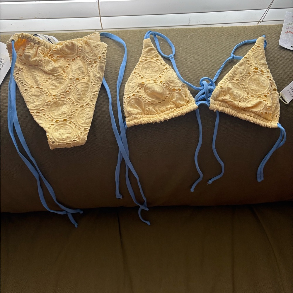 Yellow and Blue Women's Intimate Set